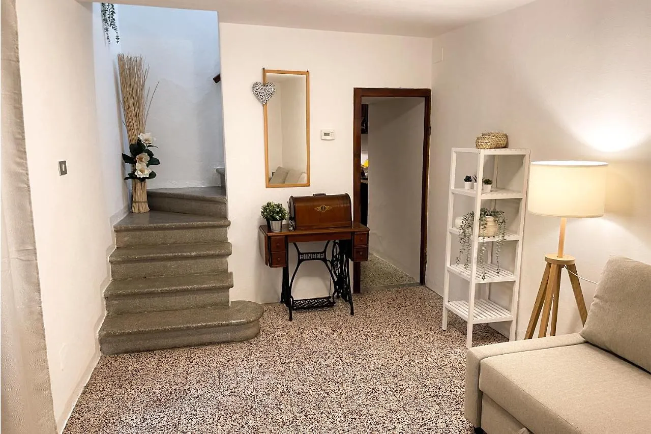 펜션 카스텔리나마르티마 Casa Storica Con Terrazzo 빌라